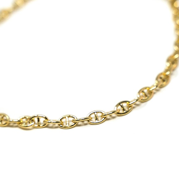 The Sis Kiss Skinny Herringbone Chain Necklace Gold